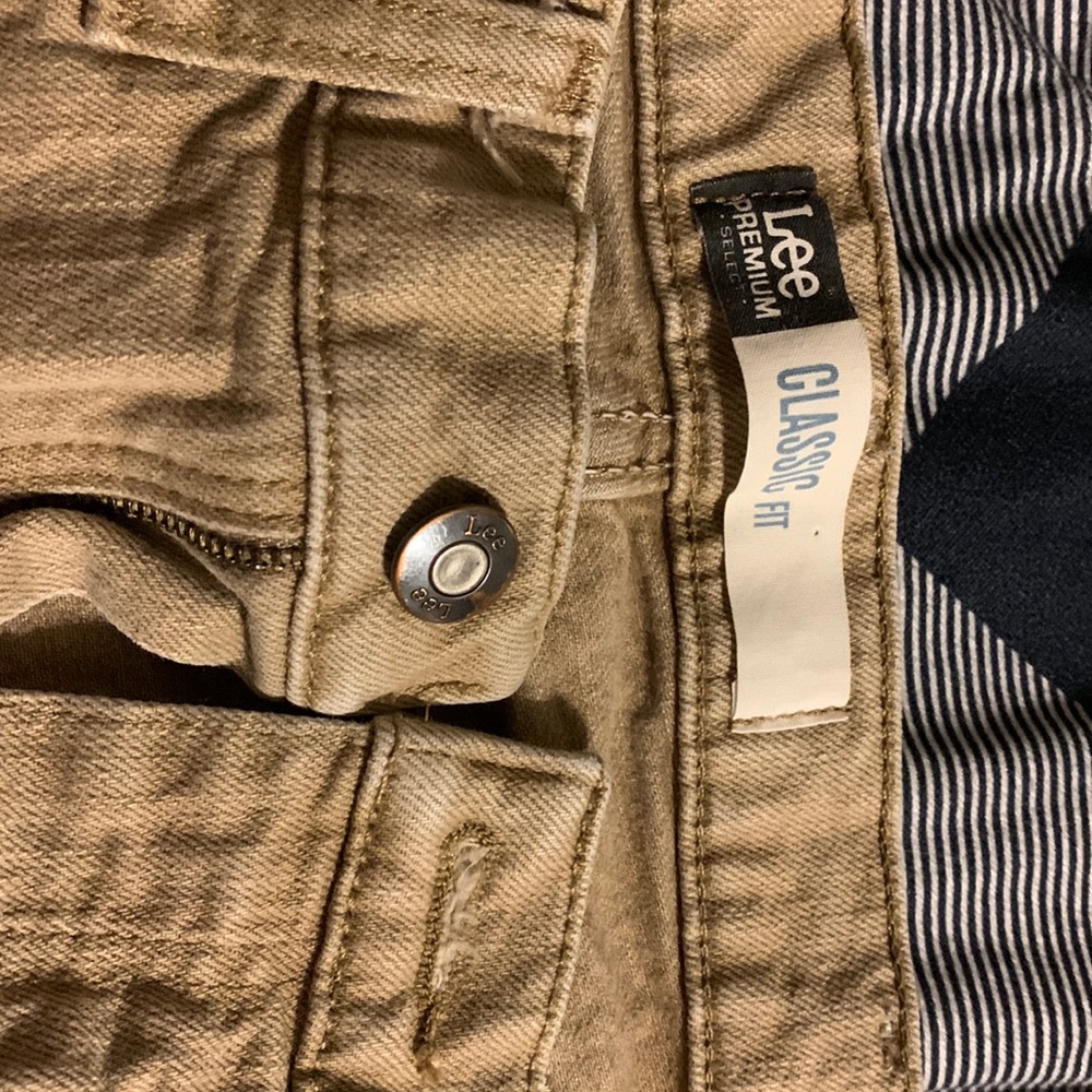 Lee classic fit jeans. 36/29